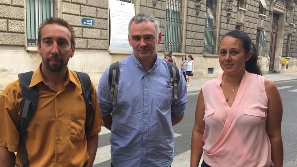 Nicolas Girod, Laurent Pinatel et Temanuata Girard, à la sortie de leur rencontre avec le ministre le 31 juillet 2018. © B. Quantinet./GFA
